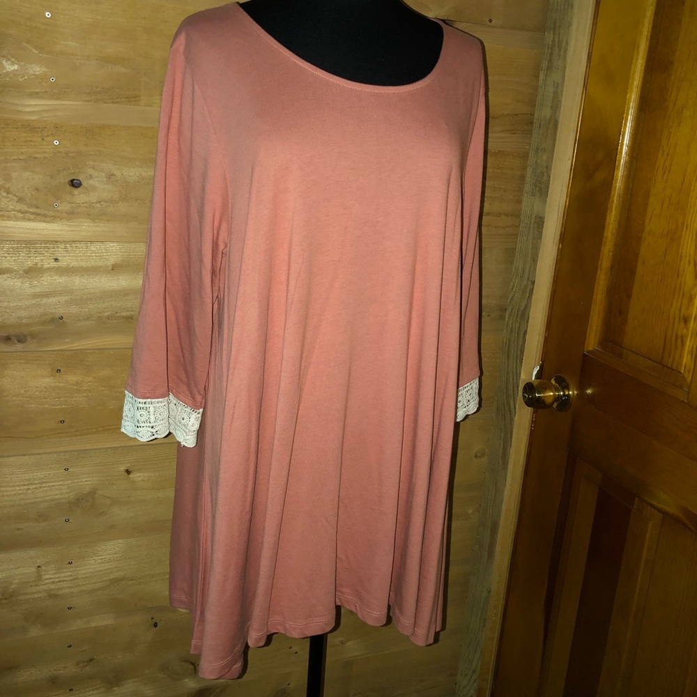 Woman’s 18/20 Woman Within mauve dress with crocheted trim boho cottagecore